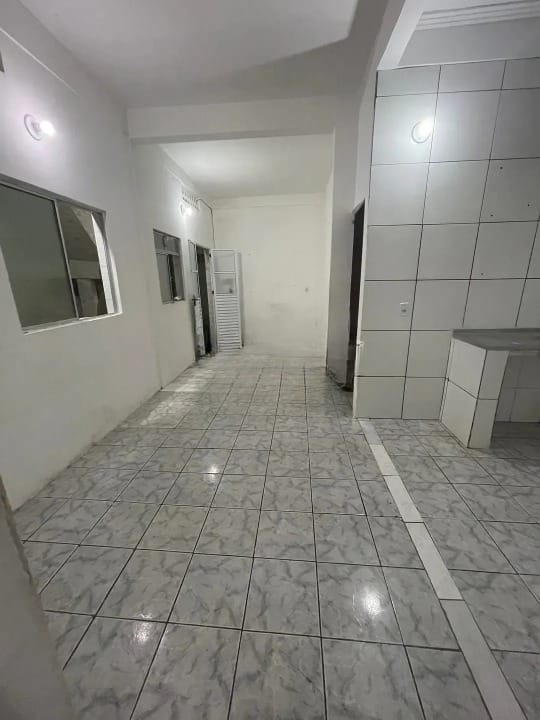 Casa integrada com Ponto comercial á venda - Phoc 2