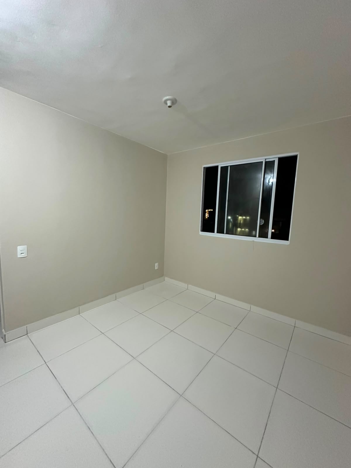 Apartamento para aluguel - Condomínio Berlim